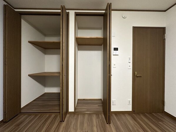 シャンブルクレール2の物件内観写真